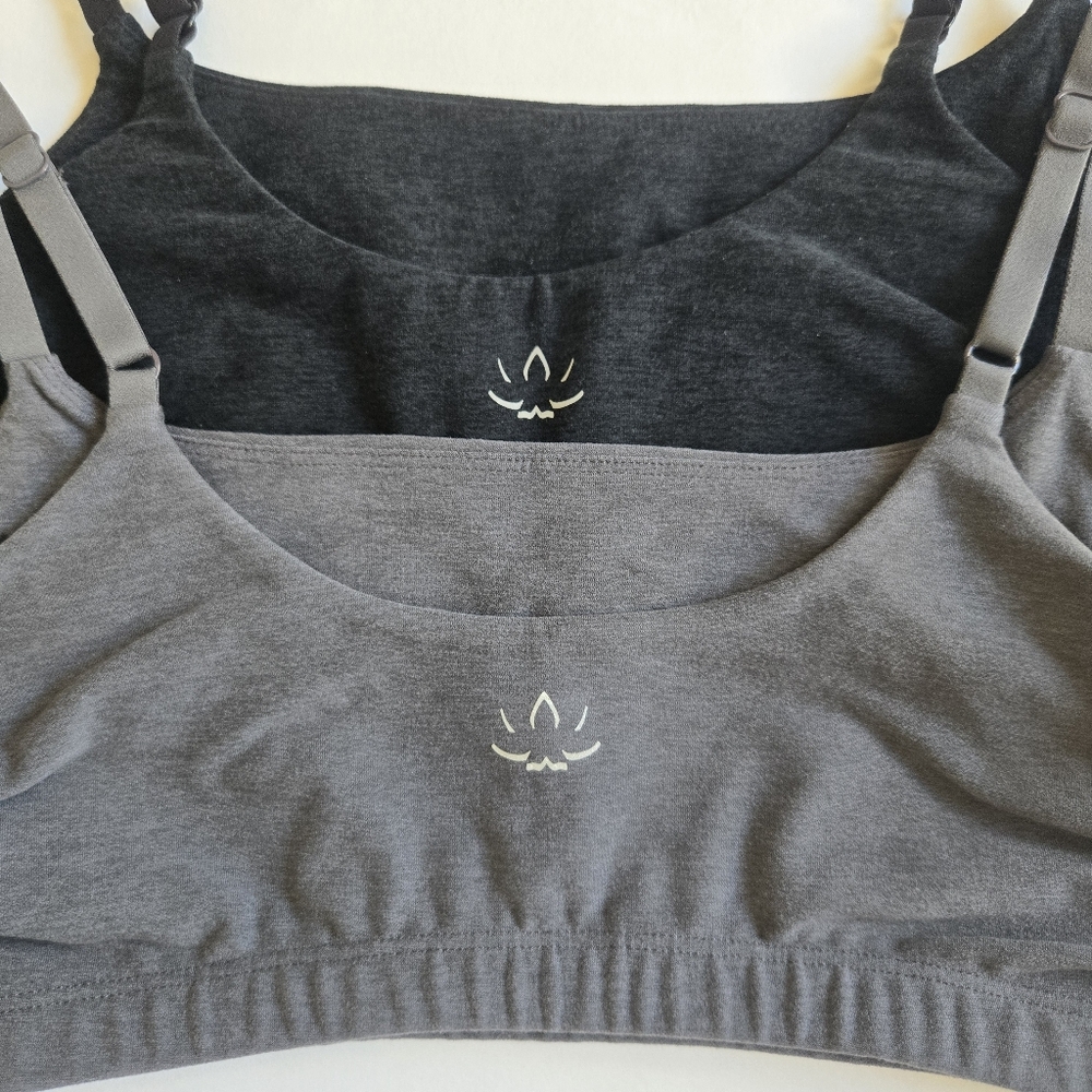 Beyond Yoga Women's Seamless Scoop Sports Bra - Black & Charcoal - Picture 2 of 10